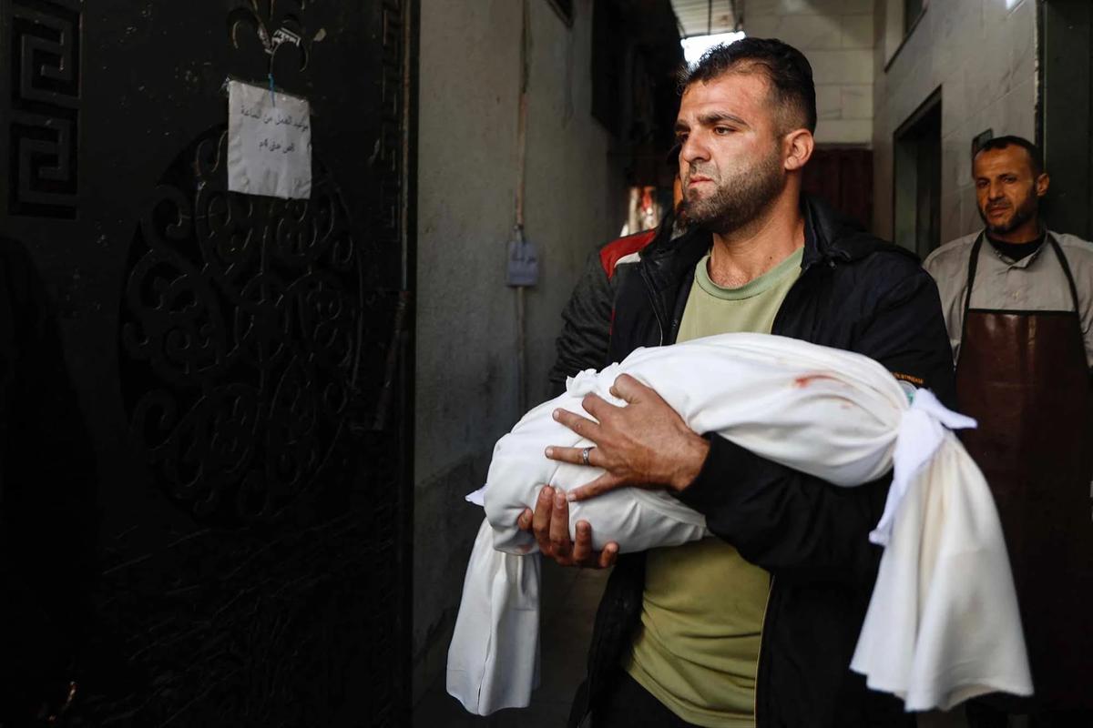 FOTO: Enam Warga Gaza Tewas dalam Serangan Terbaru Israel