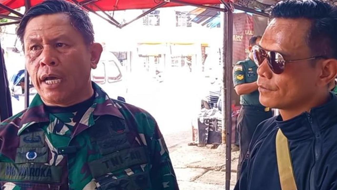 Waroka juga didampingi beberapa prajurit Unit Intel Kodim berikut Provost 0611.