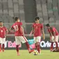 Ekspresi para pemain Timnas Indonesia U-19 saat kebobolan dari Jepang U-19 pada laga uji coba di Stadion Utama GBK, (24/3/2018). Indonesia U-19 Kalah 1-4. (Bola.com/Nicklas Hanoatubun)