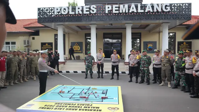 Tim gabungan pengamanan perayaan tahun baru 2024 di Pemalang. (Foto: Liputan6.com/Polres Pemalang)