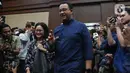 Usai melihat langsung sidang pembacaan dakwaan terhadap Tom Lembong, Anies Baswedan mengungkap pesan kepada majelis hakim agar dapat menangani perkara dugaan korupsi impor gula ini secara objektif. (Liputan6.com/Angga Yuniar)