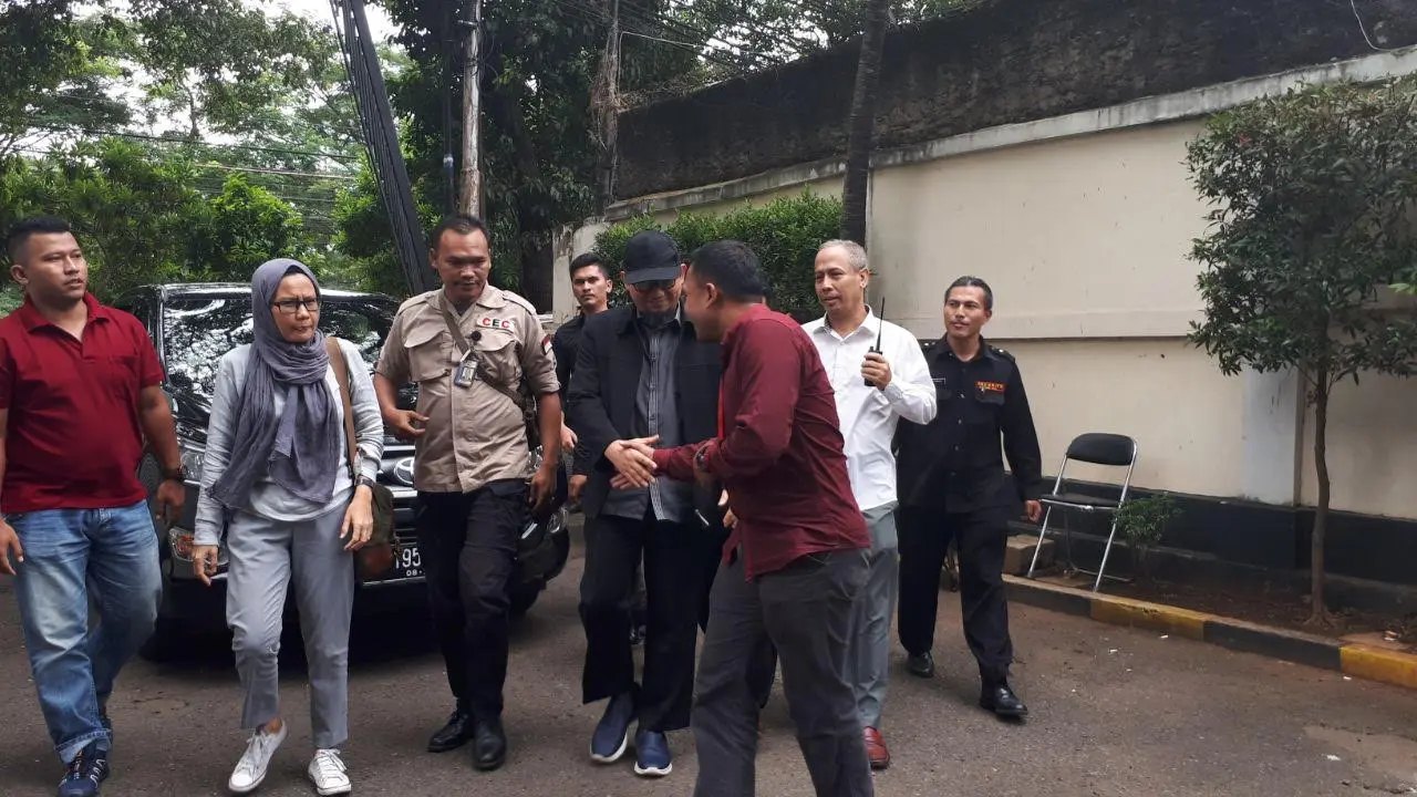 Penyidik senior KPK Novel Baswedan menyambangi Komnas HAM