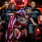 Jane Todd merupakan seorang atlet Muay Thai yang telah dua kali menjuarai Pan-American Muay Thai.