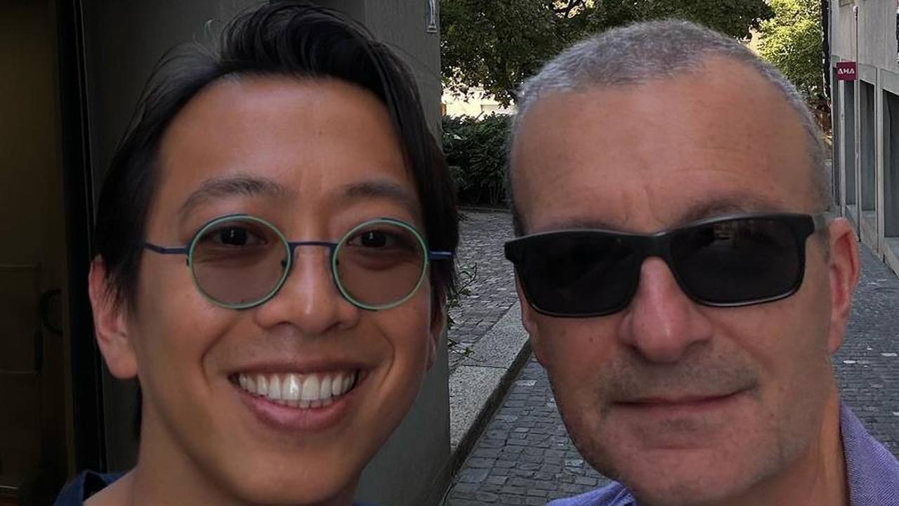 Alfandy tidak menanggapi komentar netizen tersebut. Beberapa tahun lalu, ia sempat berkolaborasi secara daring dengan Leony dan Dea Ananda dalam sebuah proyek.<br>