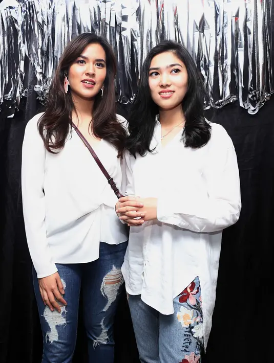 Sejak lama project musik duet Raisa X Isyana itu dikerjakan. Sejak tahun lalu dipikirkan matang-matang hingga dilanjutkan dengan melakukan proses rekaman di Swedia. (Nurwahyunan/Bintang.com)