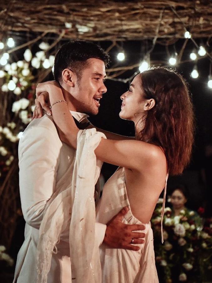 Selain Chicco Jerikho, Fashion Desainer Indonesia Ini Juga Sayang dengan Putri Marino