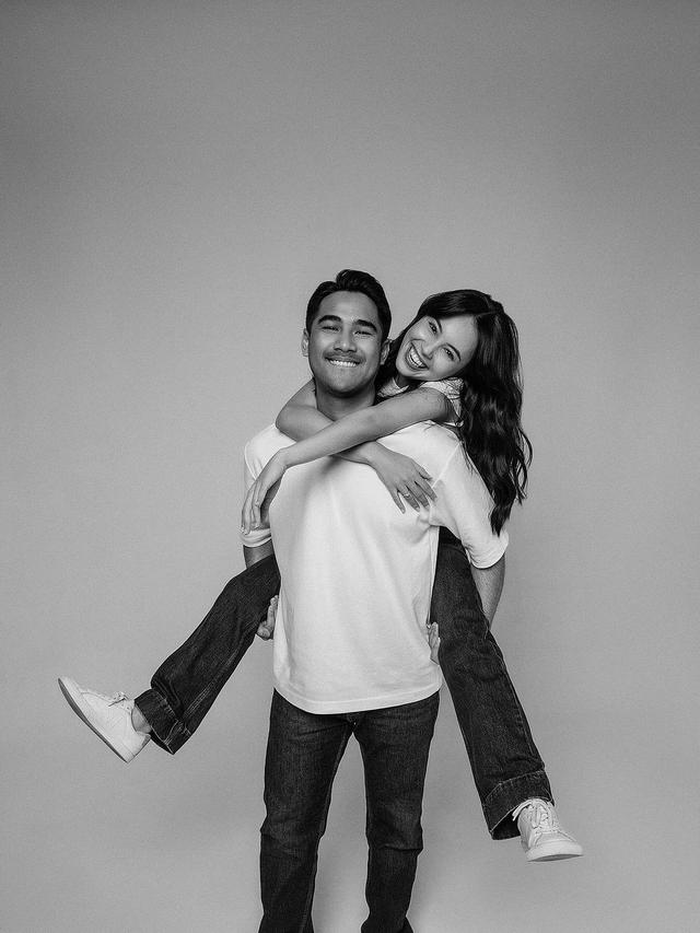 Anggika Bolsterli dan Omar Lakukan Prewedding