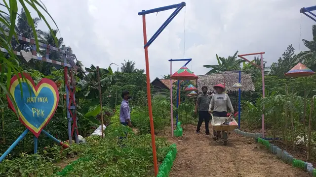 Di Mana Ada Pemuda Tani, Di Situ Ada Desa Asri