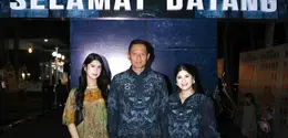 Intip gaya Annisa Pohan tampil balutan busana formal saat dampingi AHY reuni. (@agusyudhoyono)