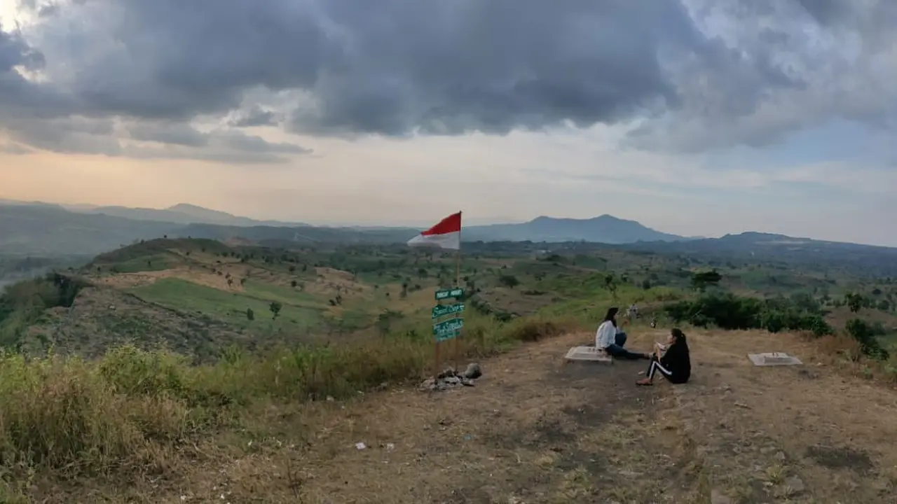 Puncak Baret Gunung Mundri