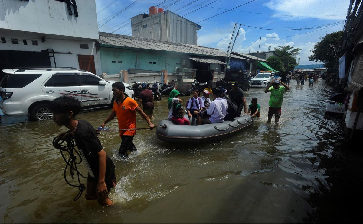 Banjir rob Muara Angke