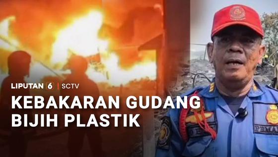 Kobaran Api Menghanguskan Gudang Pengolahan Bijih Plastik di Bekasi