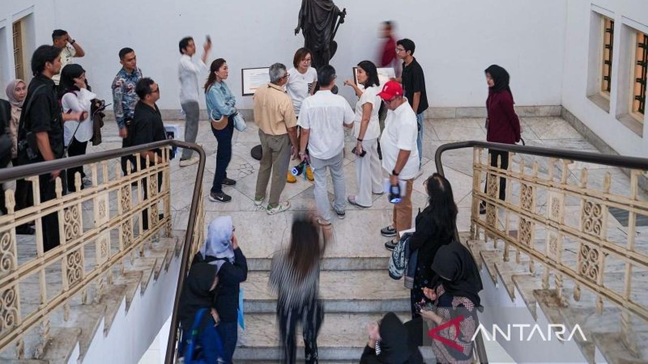 Menjelang Usia Emas 500 Tahun, Wamenekraf Tinjau Revitalisasi Kota Tua: Gedung Lama Bakal Jadi Pusat Ekonomi Kreatif?