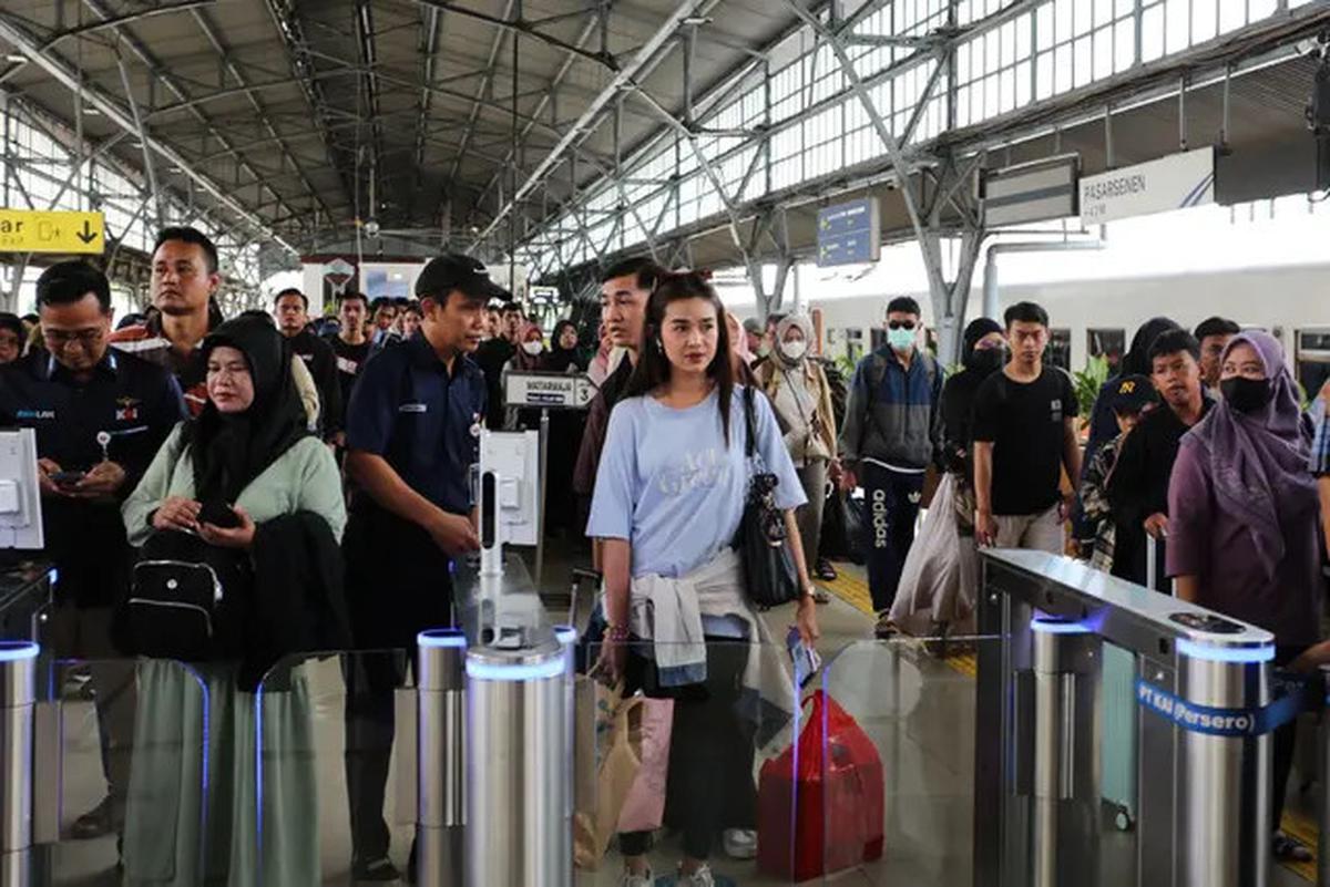 Daftar 16 Kereta Api Tambahan Saat Long Weekend Akhir Mei dan Idul Adha 2025, Tujuan Yogyakarta sampai Malang