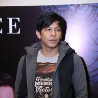 Selain sebagai juri, Ariel menjadi mentor penyanyi grup hip hop asal Papua, Napy Star. (Foto: Nurwahyunan/Bintang.com)