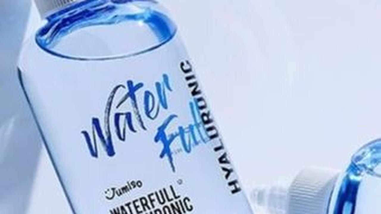 9. Jumiso Waterfull Hyaluronic Acid Toner<br>