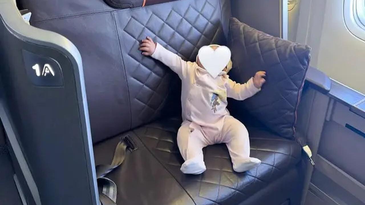 Model Baju Bayi Baby R Anak Syahrini saat Rayakan Idul Adha 2025 di Tokyo, Tampil Manis dan Berkelas