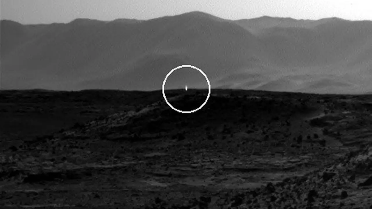 Penampakan Cahaya Misterius di Mars `UFO`? Ini Penjelasan NASA