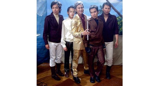 29 Tahun Bersahabat, Ini 6 Potret Desta dan Vincent Rompies Dulu hingga Kini