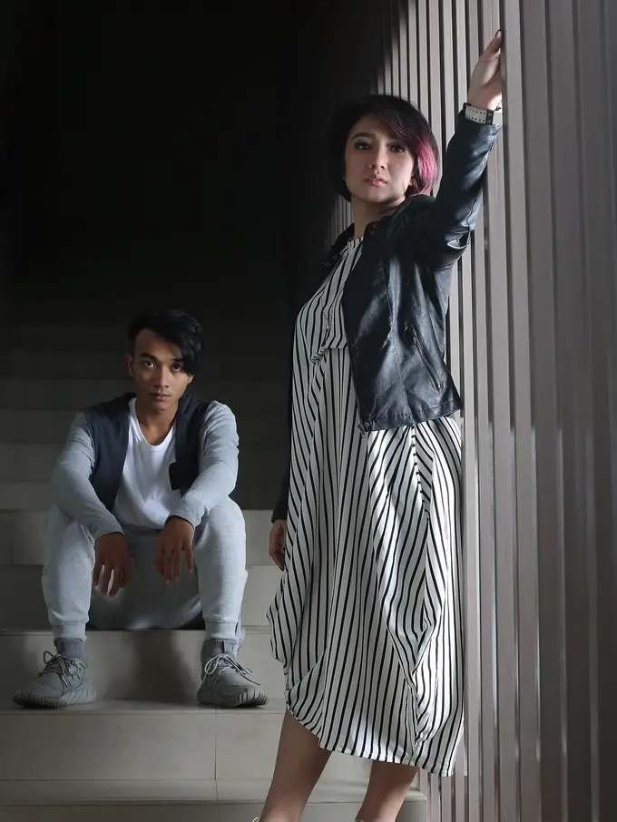 [Bintang] Mono Stereo