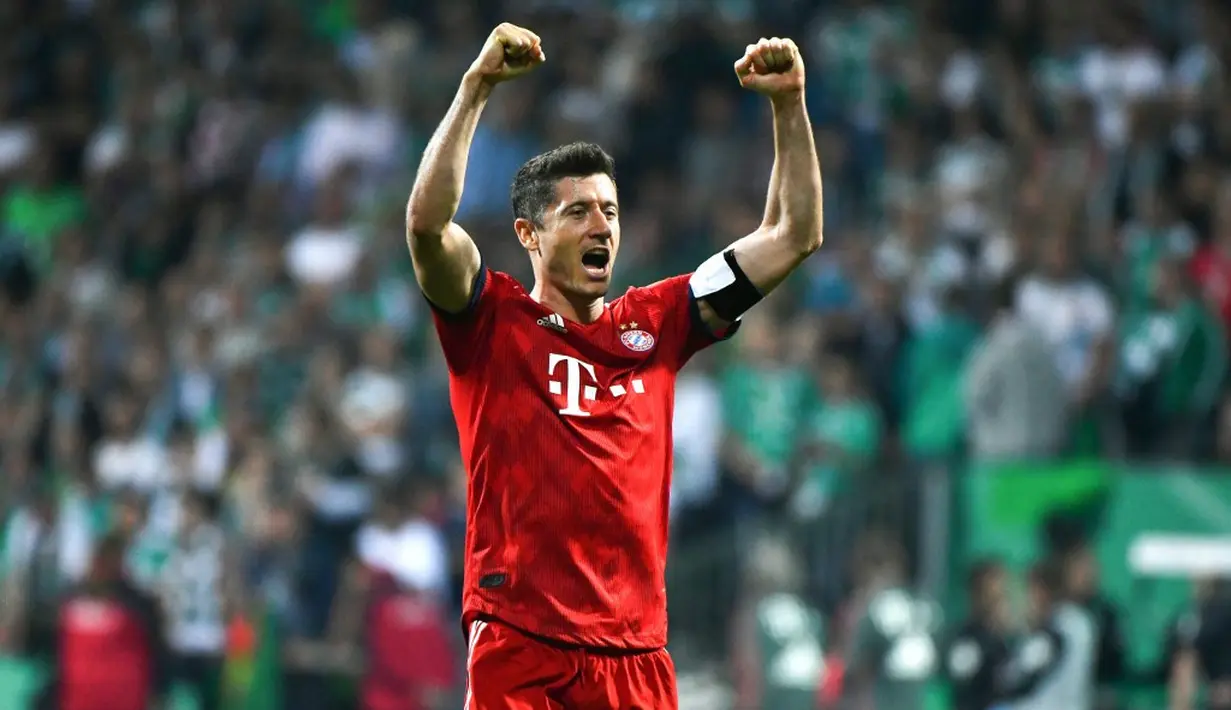 2. Robert Lewandowski (Bayern Munchen) - 8 gol (AFP/Patrick Stollarz)