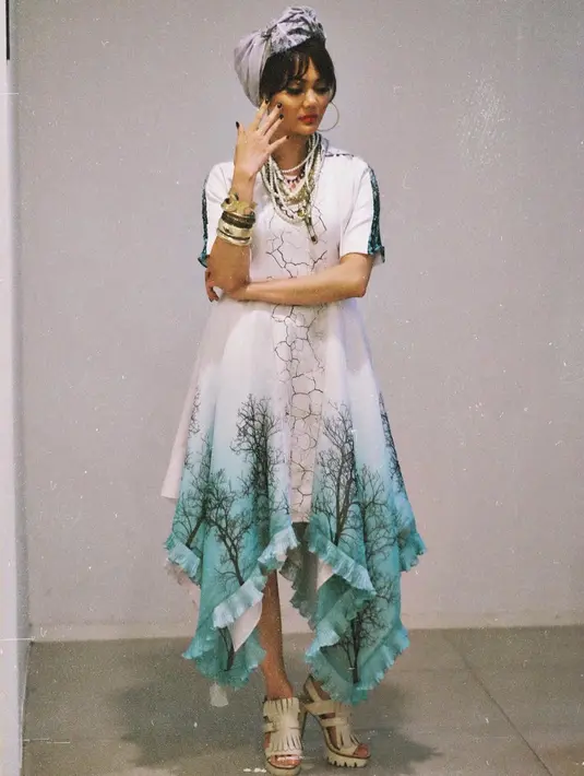 (Instagram/rinanose16)