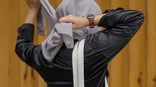 Ilustrasi perempuan berhijab. Sumber foto: unsplash.com/Nada Hanifah.