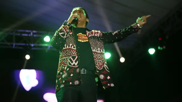 Keseruan Konser #BeraniDekat Bersama Guyon Waton dan Didi Kempot