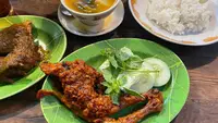 12 Rekomendasi Tempat Makan Malam Ala Warlok Jogja: Murah, Autentik dan Bikin Nagih