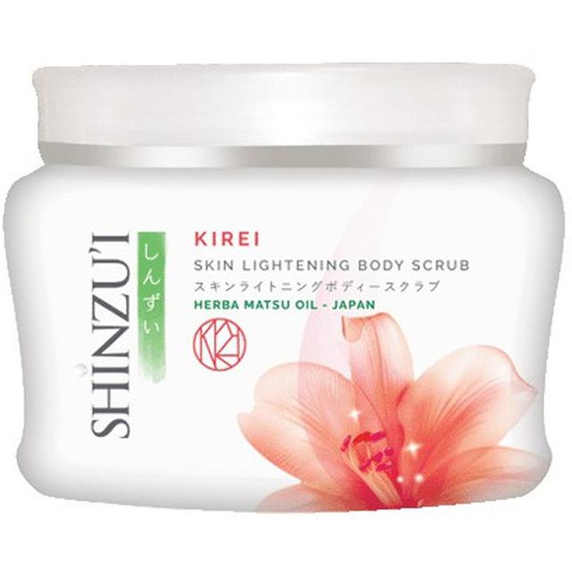 Shinzu'i Skin Lightening Body Scrub Kirei dari Bina Karya Prim