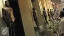 Museum Arsip Nasional RI menyimpan beberapa rekaman suara dari beberapa Presiden Indonesia, Jakarta, Rabu (22/7/2015). Tampak pengunjung sedang mendengarkan rekaman suara presiden. (Liputan6.com/Herman Zakharia) 