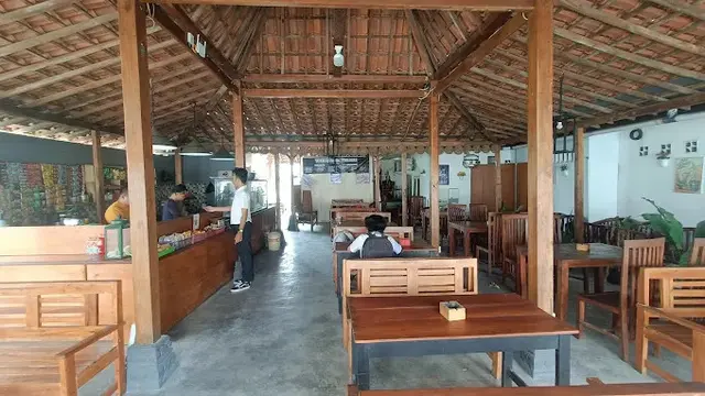 Warmindo Burjo Ciremai Demangan Baru