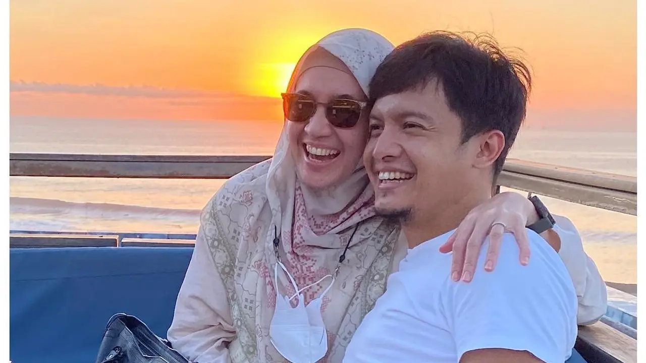 [Fimela] Dimas Seto dan Dhini Aminarti