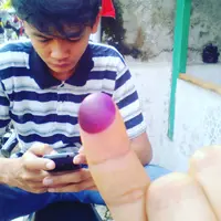 Sudah menyalurkan hak pilih, warga DKI Jakarta berbondong-bondong mengunggah jari bertinta ke media sosial Instagram. (Via: instagram.com/dausnih)