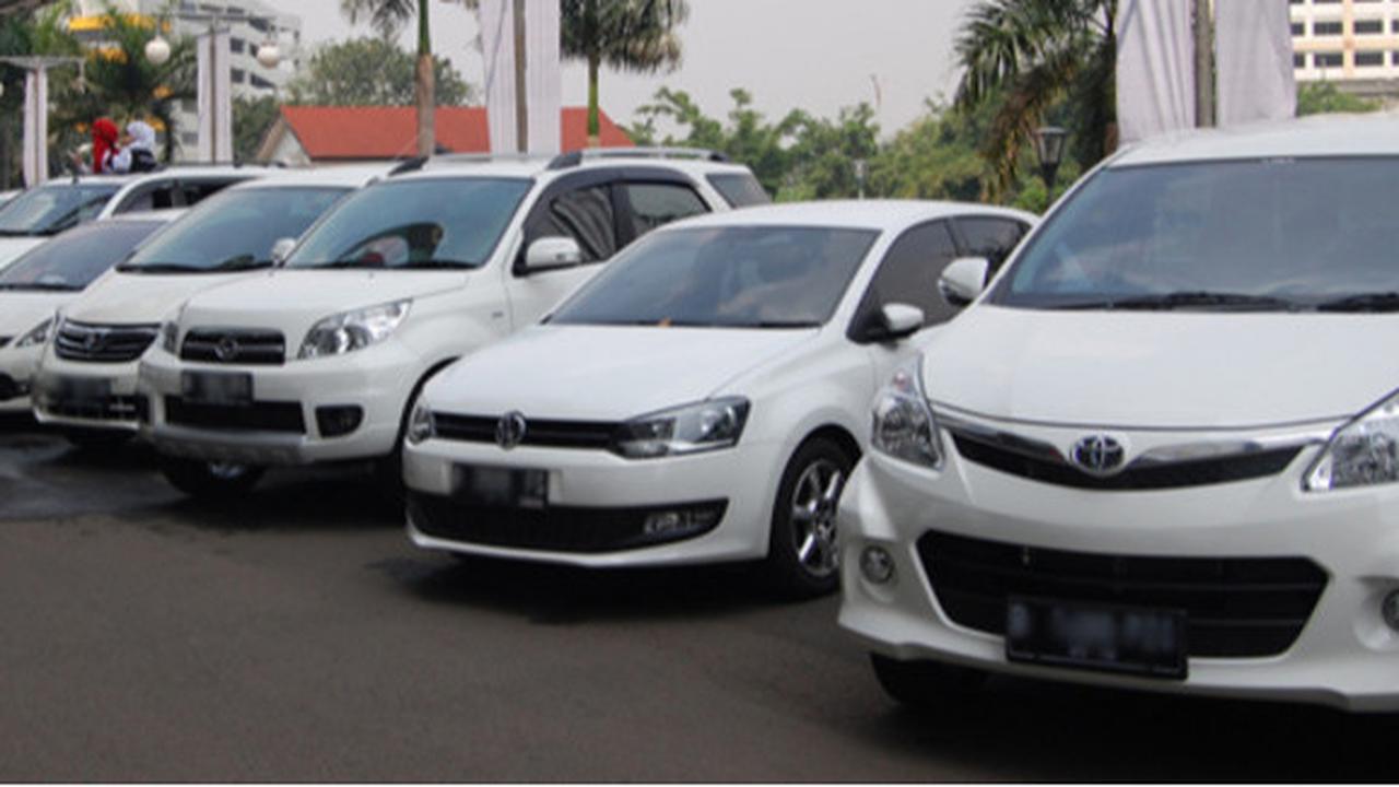 Cara Efektif Merawat Mobil Putih Agar Selalu Bersih dan Tahan Lama