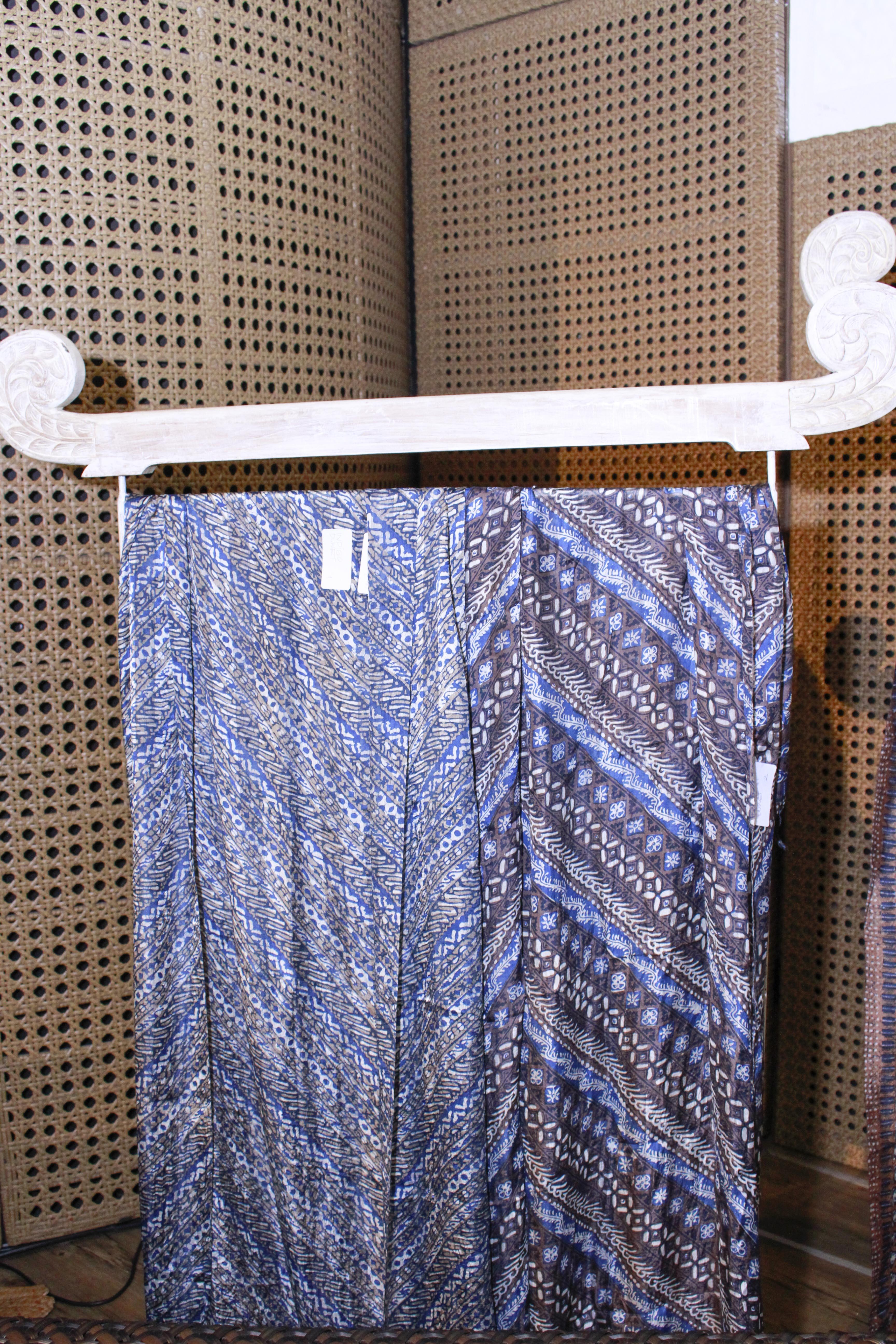 Deretan Kain  Batik  yang Dibuat dari Pewarna Alam Fashion 