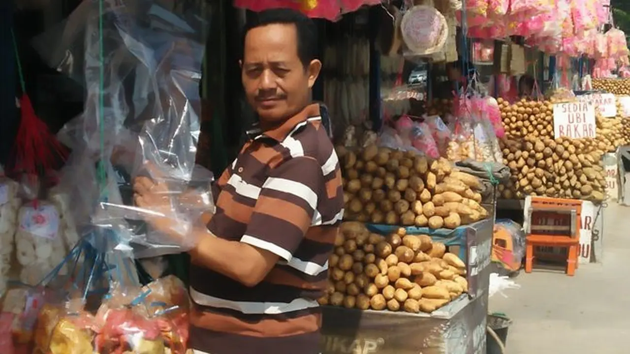 Pedagang Pantura 2018 Merdeka.com/Bram Salam