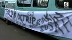 Sejumlah sopir angkot menolak program Ok Oce trip di Tanah Abang, Jakarta.