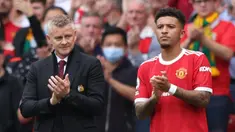 Kinerja Ole Gunnar Solskjaer musim ini tengah disorot usai kekalahan memalukan 0-5 dari Liverpool. Kekalahan tersebut menjadi puncak ketidakstabilan Setan Merah musim ini. Tak hanya Ole yang patut dihakimi, namun performa 6 pemain berikut juga patut dipertanyakan. (AFP/Adrian Dennis)