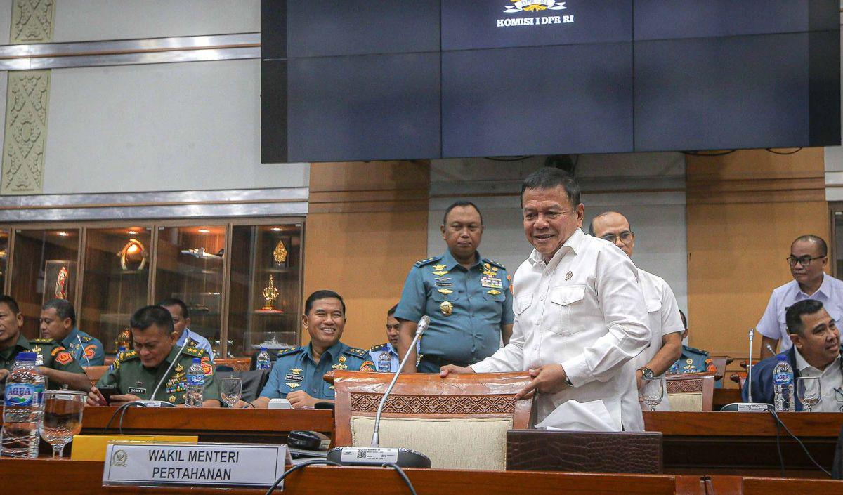 "Komisi I juga menerima surat dari pimpinan Banggar saya rasa ini terbuka tidak apa apa karena sudah disampaikan oleh presiden dengan nomor B/11091/AG.05.02/09/2023 tertanggal 11 September 2023, perihal penyampaian hasil pembahasan RUU APBN TA 2024 terkhu