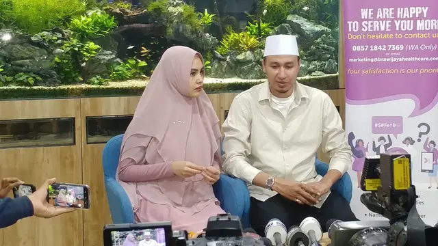 [Fimela] Kartika Putri dan Habib Usman Bin Yahya