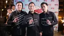 3 Composer yang terdiri dari Bemby Noor, Mario Kacang, dan Tengku Shafick saat peluncuran single Bangun Cinta di kawasan Senopati, Jakarta Selatan, Rabu (9/5/2018). (Nurwahyunan/Bintang.com)