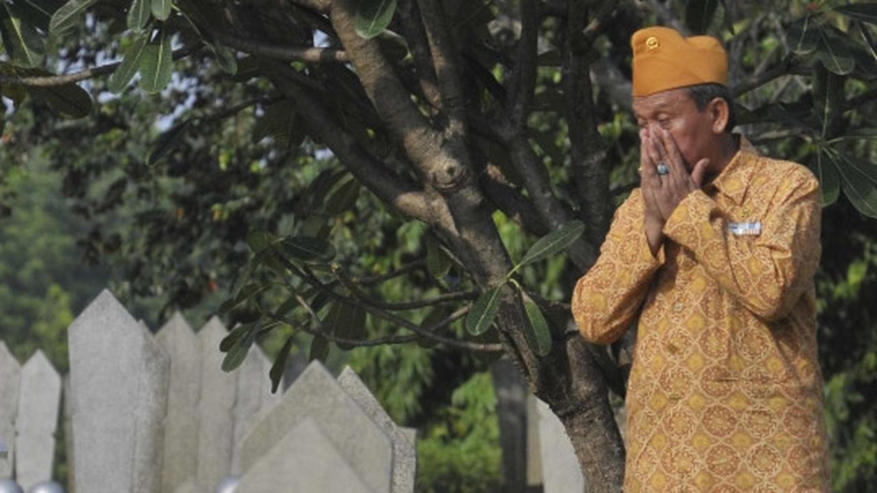 Sambut Hari Veteran, ratusan mantan pejuang ziarah di TMP Kalibata
