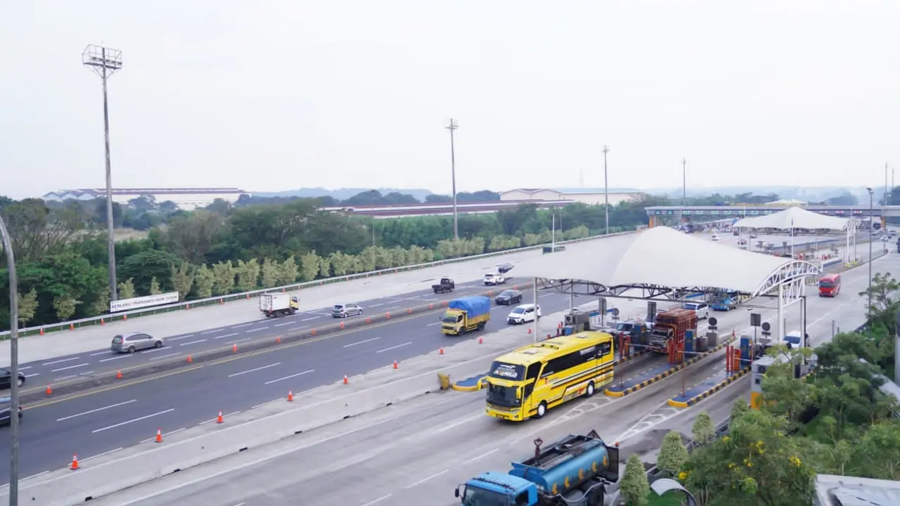 PT Jasa Marga (Persero) Tbk mencatat, sebanyak 494.091 kendaraan meninggalkan wilayah Jabotabek pada H-7 sampai dengan H-5 Lebaran 2023. (Dok Jasa Marga)