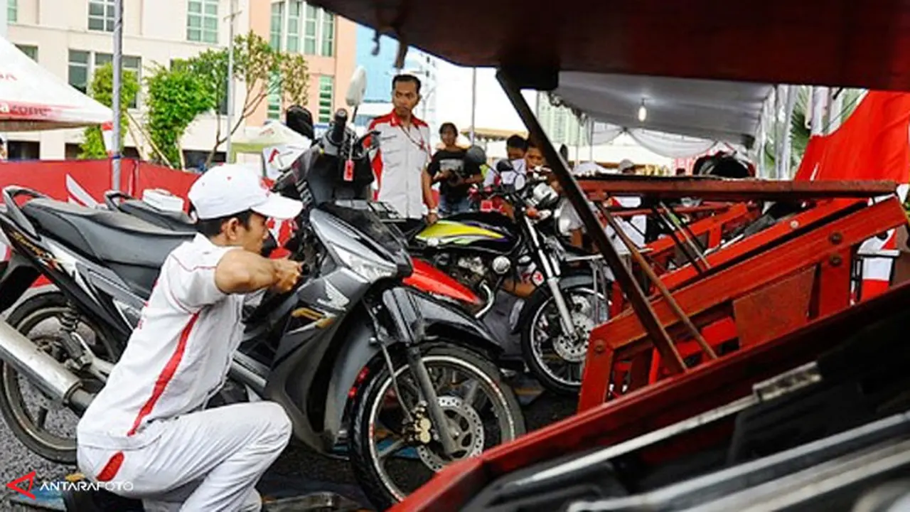servis-motor130725b.jpg