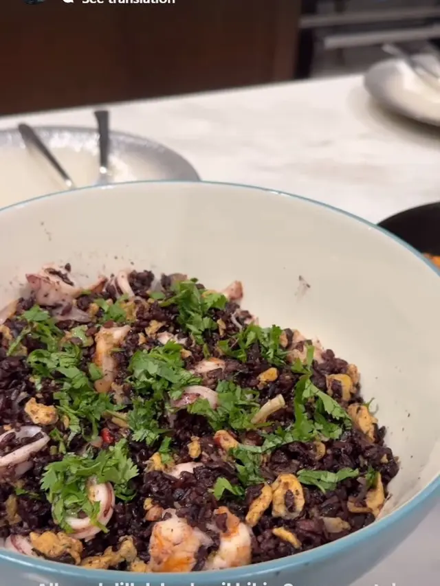 Menu makan malam Sheila Dara dan Vidi Aldiano di momen Valentine. [Foto: Instagram Stories/vidialdiano]