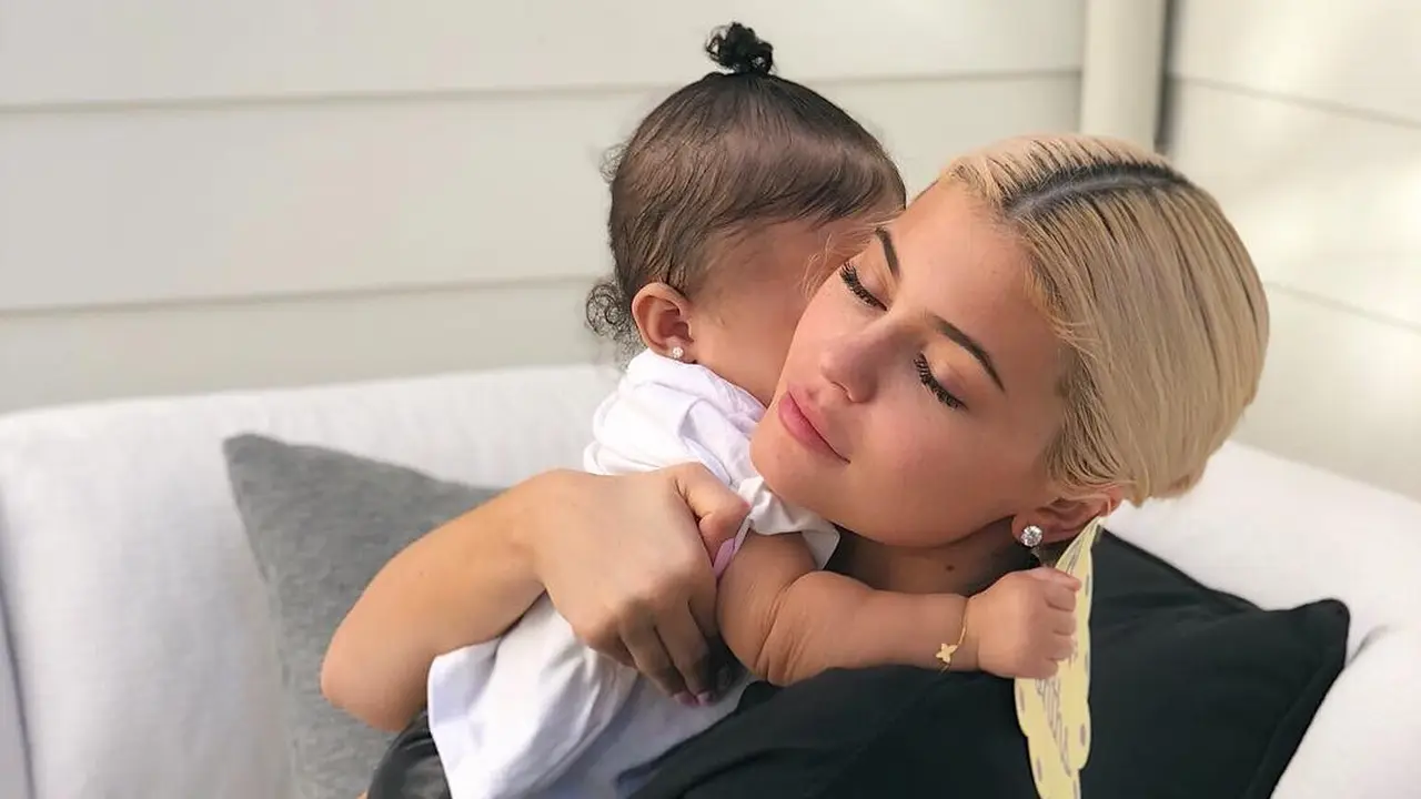 [Fimela] Kylie Jenner - Stormi