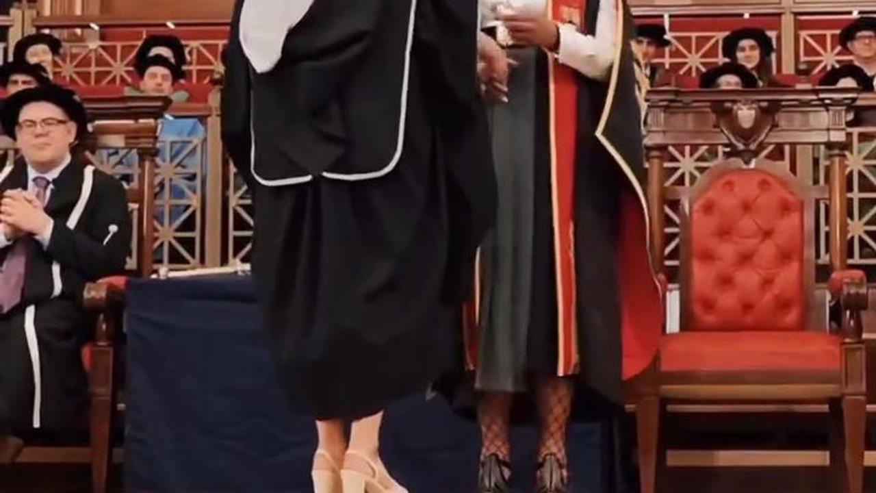 7 Potret Alifiya Arkana, Anak Dede Yusuf Lulus S2 dari University of Birmingham dengan Nilai Tertinggi