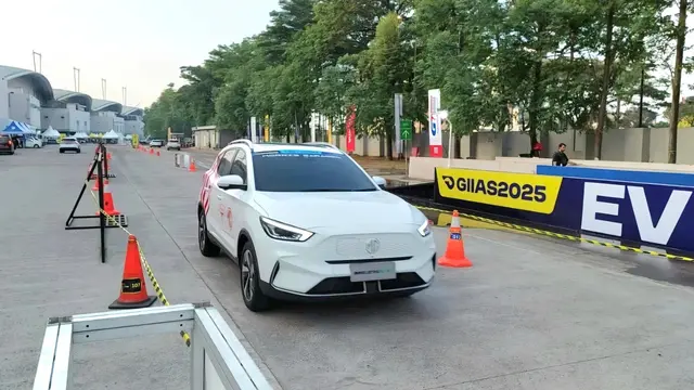 MG4 EV Max Resmi Meluncur di GIIAS 2025, Daya Jelajah hingga 540 KM, Intip Spesifikasi dan Promonya!