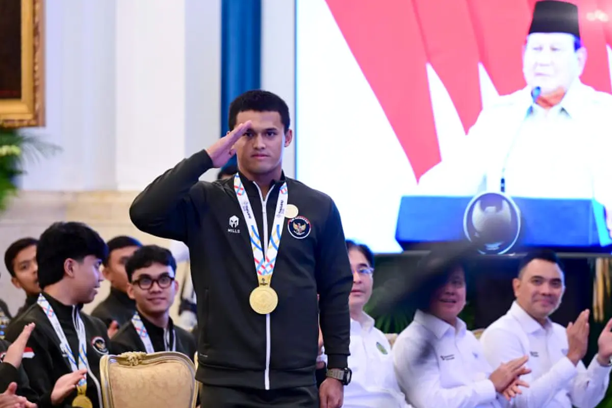 Foto: Pecahkan Rekor Dunia di SEA Games 2025, Rizki Juniansyah Naik Pangkat Jadi Kapten TNI AL